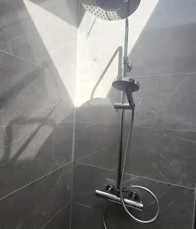아파트 Douillet Hypercentre Neuf Climatise 발랑스