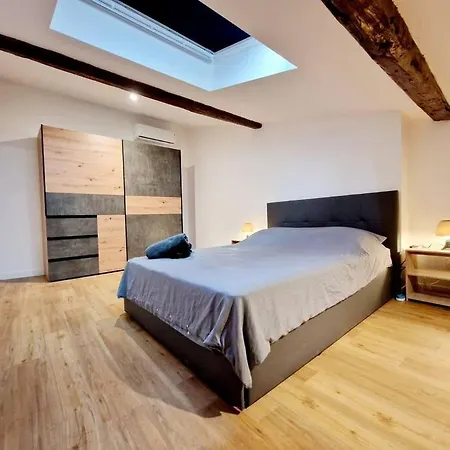 Douillet Hypercentre Neuf Climatise Apartment