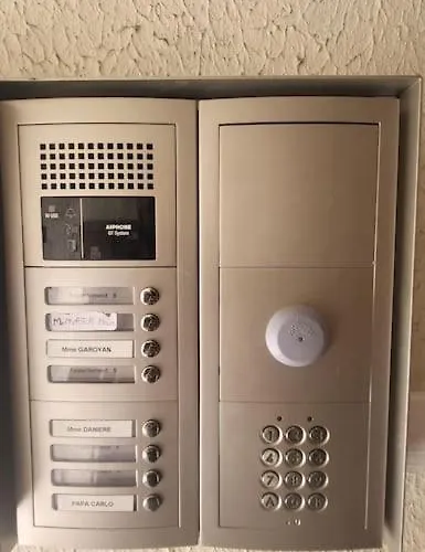 Douillet Hypercentre Neuf Climatise Valence (Drome)